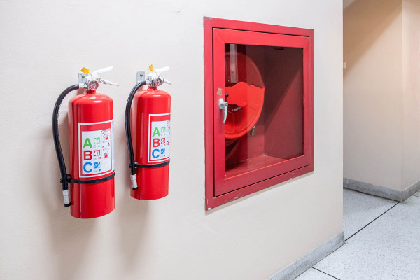 Instalaciones de Equipos de Protección Contra Incendios · Sistemas Protección Contra Incendios Riells i Viabrea